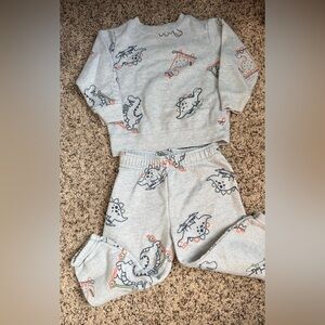 Garanimals Gray Dinosaur Sweat Set 12 Months